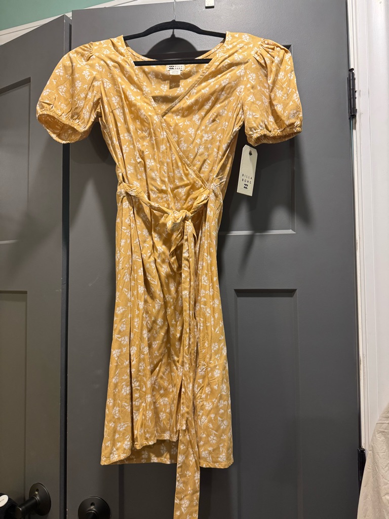 Billabong Mustard Yellow Floral Wrap Midi Dress